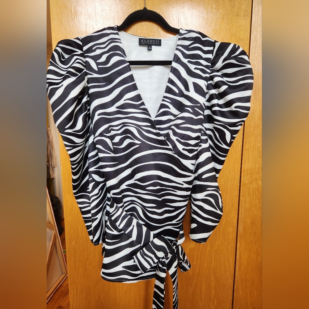 Eloquii Puff Sleeve Wrap Top - Black and White Zebra - Size 16